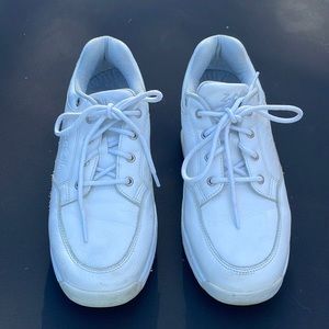 Womens Z Coil leather walking shoes size 9